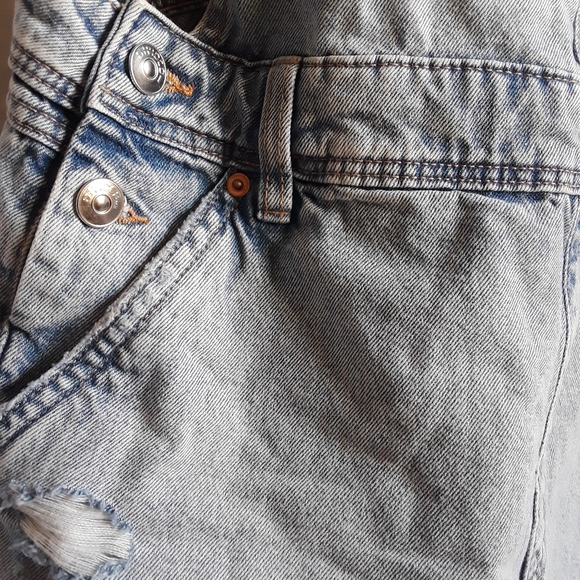 Acid washed H&M  Devided Denim jumpsuits - Picture 6 of 10